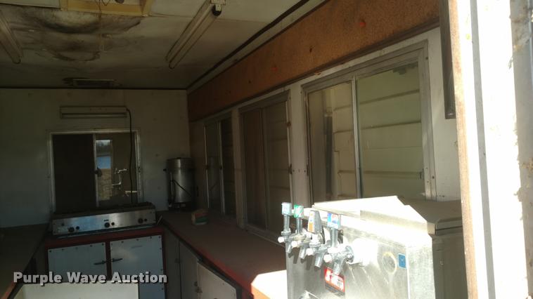 image for item F1460 1985 Concession trailer