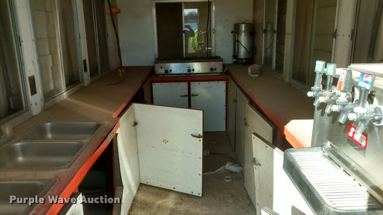 image for item F1460 1985 Concession trailer