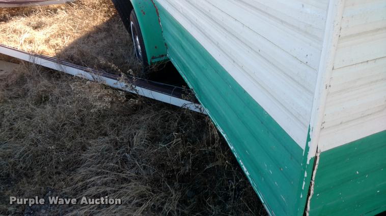 image for item F1460 1985 Concession trailer