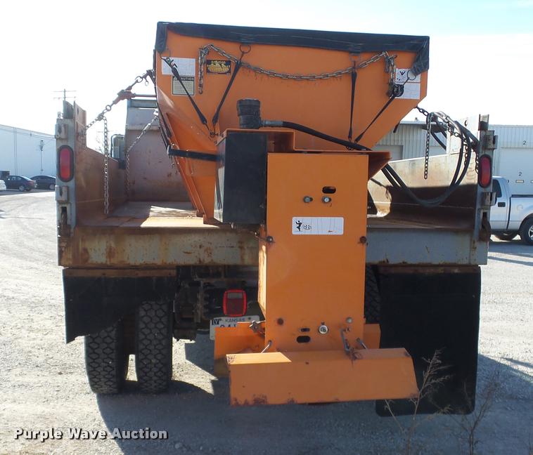 image for item J2636 1986 Ford F600G dump truck