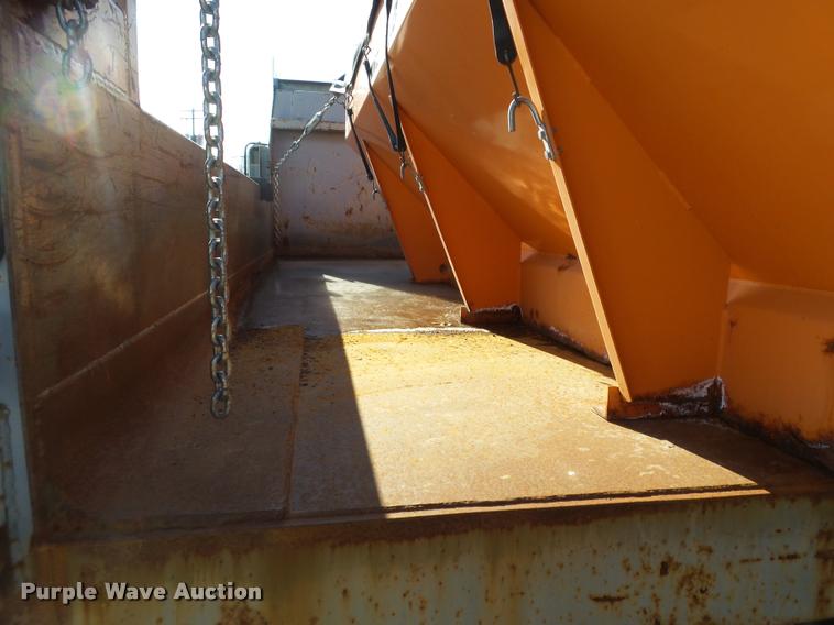 image for item J2636 1986 Ford F600G dump truck