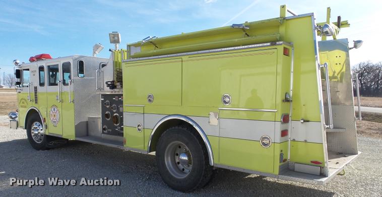 image for item J2637 1989 Pierce Lance pumper fire truck