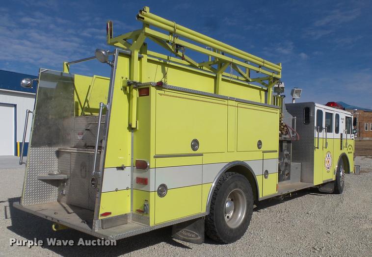 image for item J2637 1989 Pierce Lance pumper fire truck