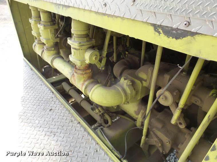 image for item J2637 1989 Pierce Lance pumper fire truck