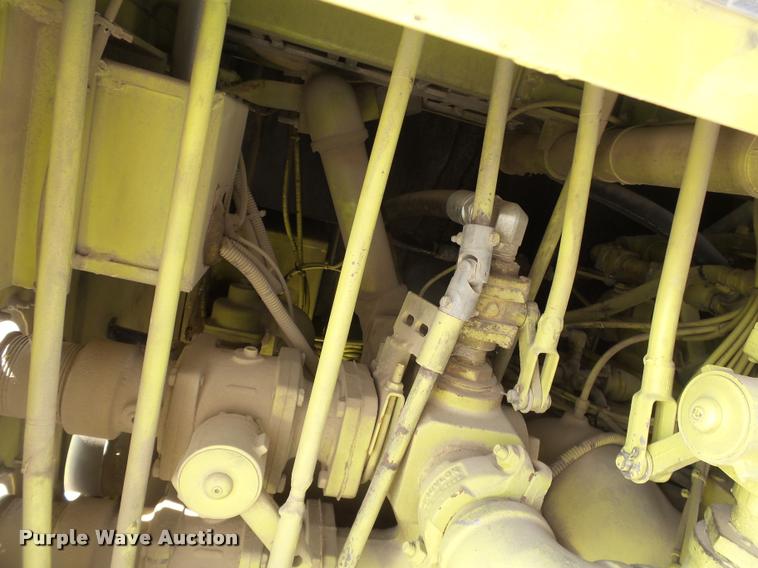 image for item J2637 1989 Pierce Lance pumper fire truck