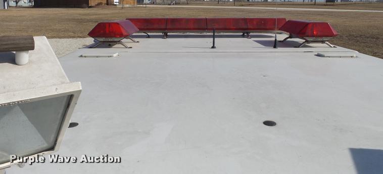 image for item J2637 1989 Pierce Lance pumper fire truck