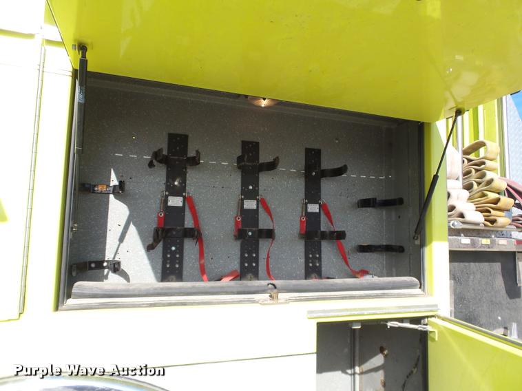 image for item J2637 1989 Pierce Lance pumper fire truck