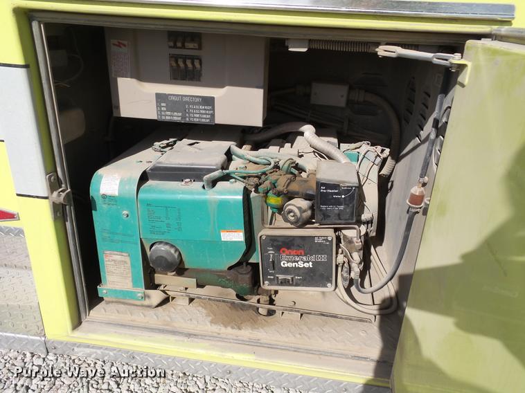 image for item J2637 1989 Pierce Lance pumper fire truck