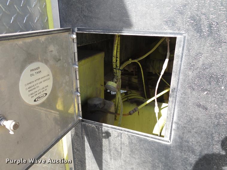 image for item J2637 1989 Pierce Lance pumper fire truck