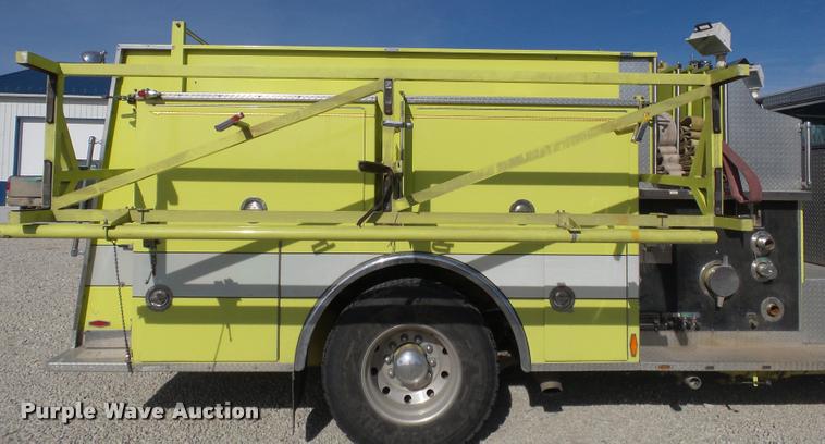 image for item J2637 1989 Pierce Lance pumper fire truck
