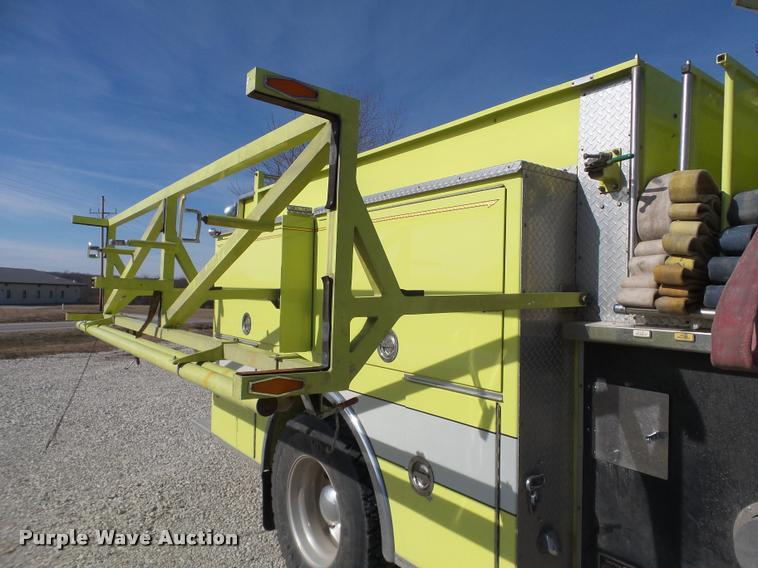 image for item J2637 1989 Pierce Lance pumper fire truck