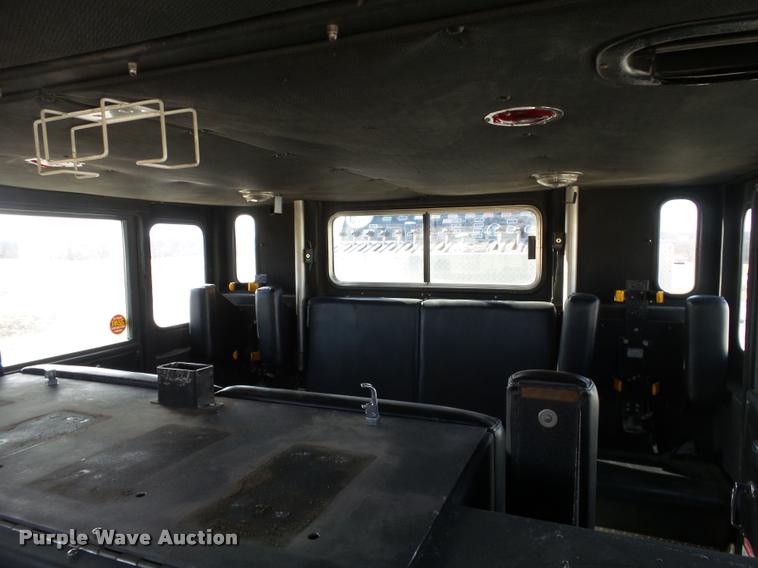 image for item J2637 1989 Pierce Lance pumper fire truck