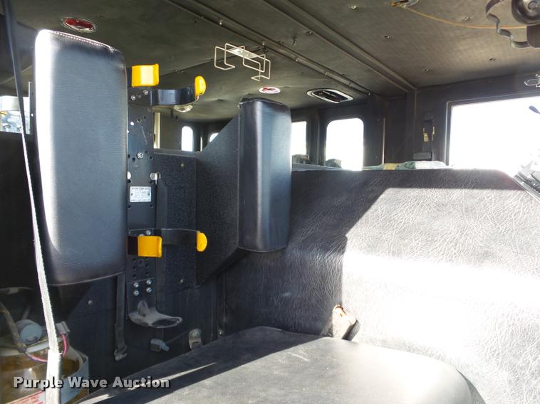 image for item J2637 1989 Pierce Lance pumper fire truck