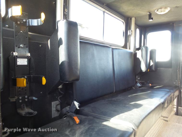 image for item J2637 1989 Pierce Lance pumper fire truck