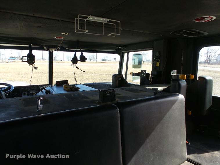 image for item J2637 1989 Pierce Lance pumper fire truck