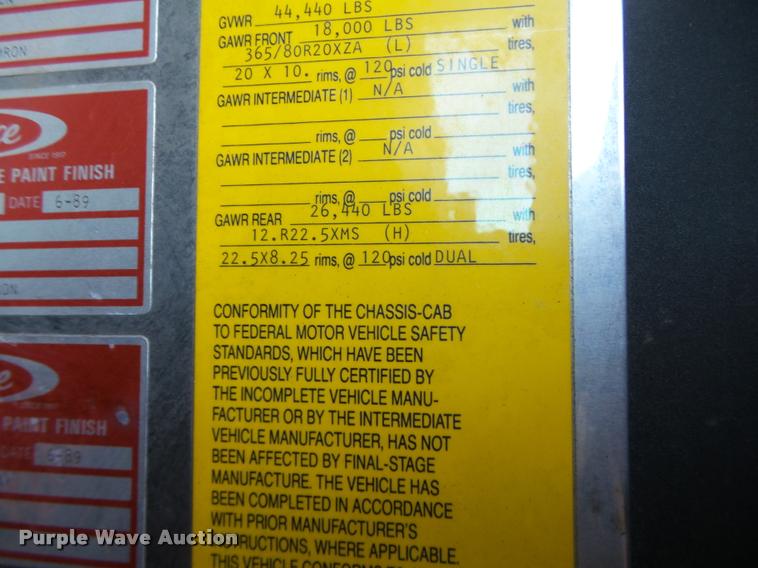 image for item J2637 1989 Pierce Lance pumper fire truck