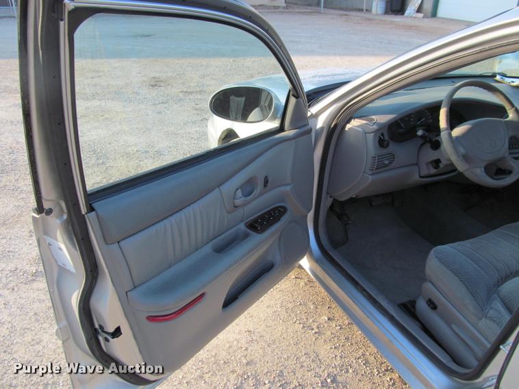 image for item J2658 2004 Buick Century