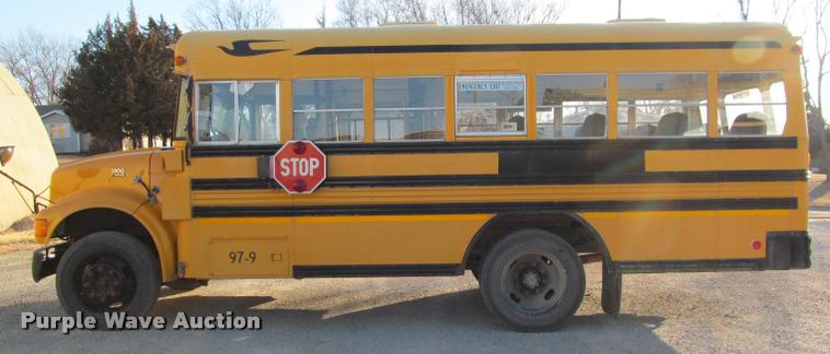 image for item J2659 1997 International 3800 school bus
