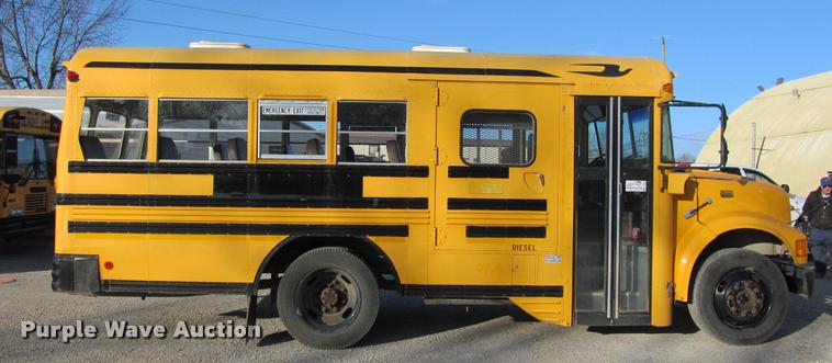 image for item J2659 1997 International 3800 school bus