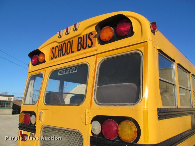 image for item J2659 1997 International 3800 school bus