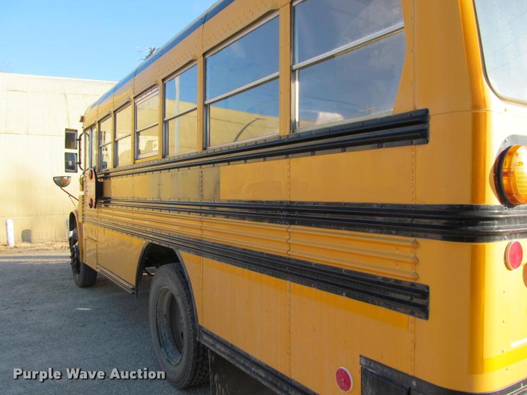 image for item J2659 1997 International 3800 school bus