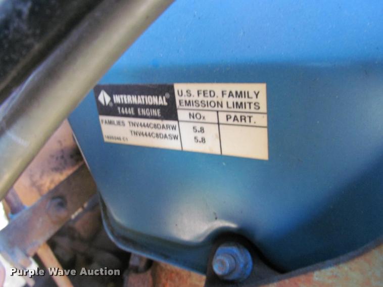 image for item J2659 1997 International 3800 school bus