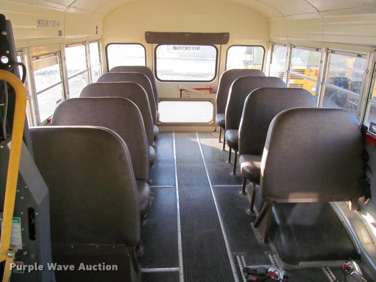 image for item J2659 1997 International 3800 school bus