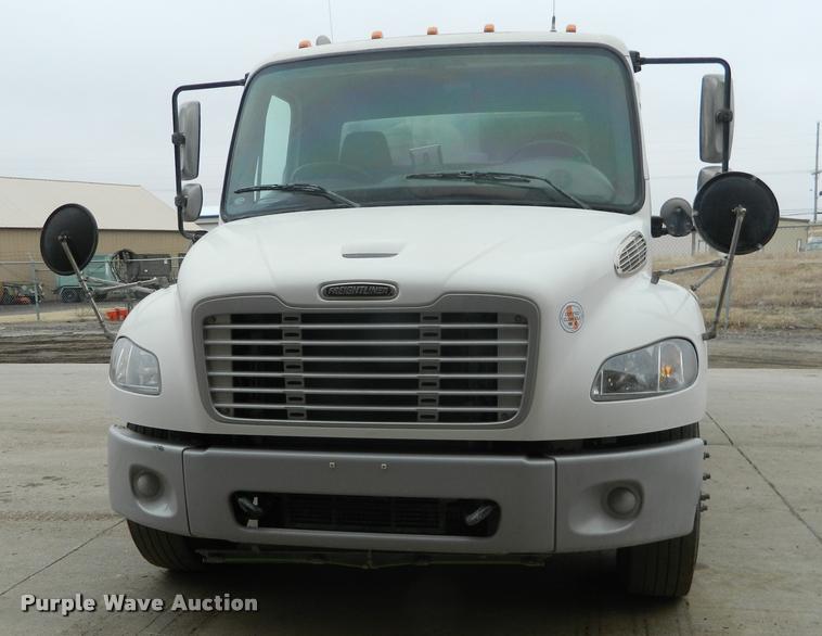 image for item J8798 2012 Freightliner Business Class M2 Elgin Crosswind Regenerative Series J300 street sweeper truck