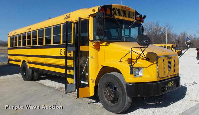 image for item K8007 2005 Freightliner FS65 Thomas school bus