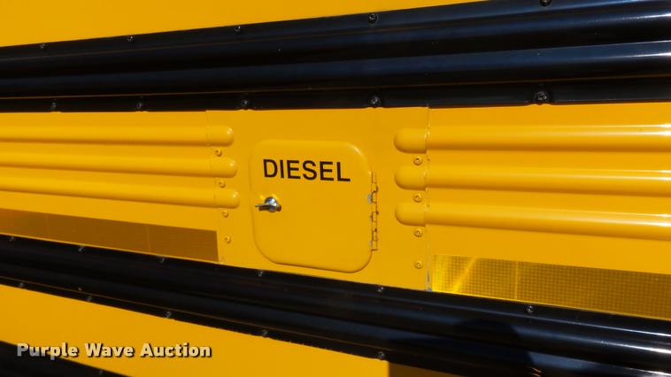 image for item K8007 2005 Freightliner FS65 Thomas school bus