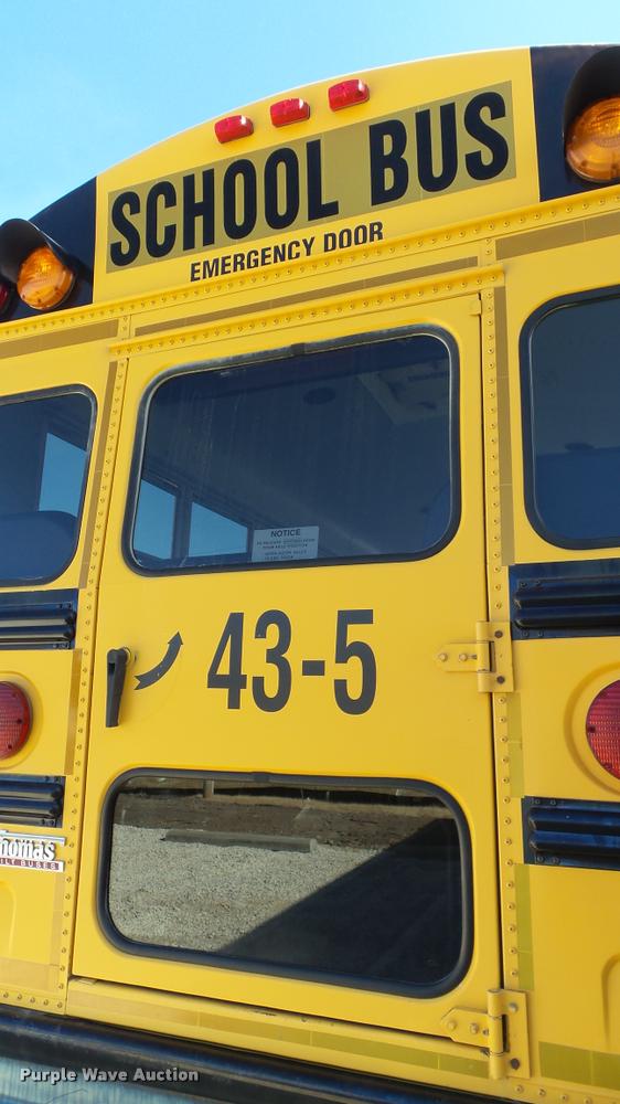 image for item K8007 2005 Freightliner FS65 Thomas school bus