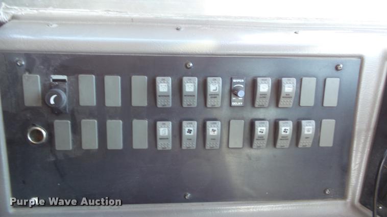 image for item K8007 2005 Freightliner FS65 Thomas school bus