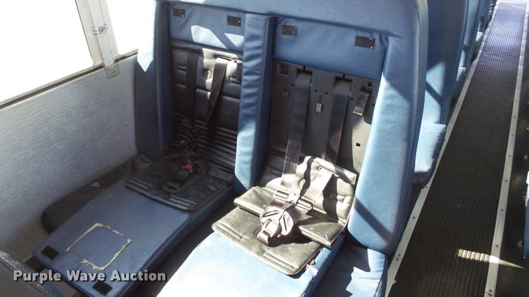 image for item K8007 2005 Freightliner FS65 Thomas school bus