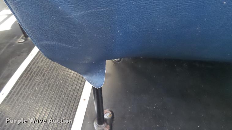 image for item K8007 2005 Freightliner FS65 Thomas school bus