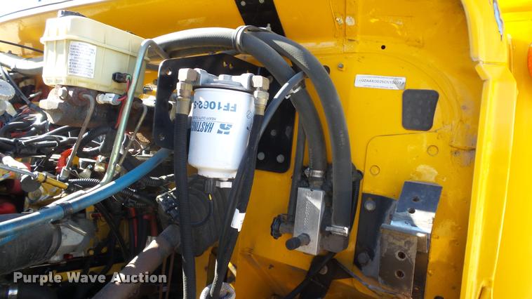 image for item K8007 2005 Freightliner FS65 Thomas school bus