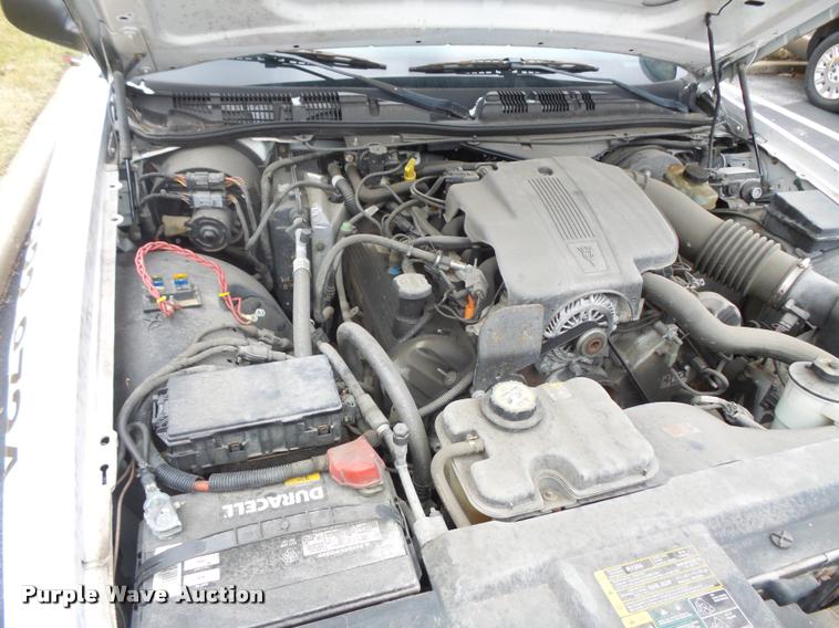 image for item L3633 2004 Ford Crown Victoria Police Interceptor