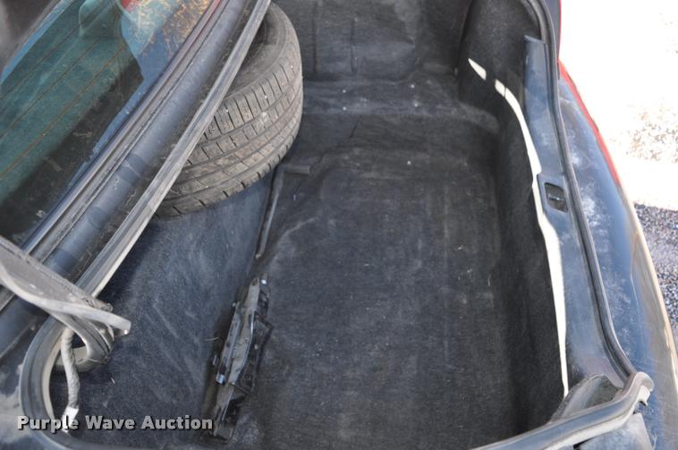 image for item L5154 2007 Ford Crown Victoria Police Interceptor