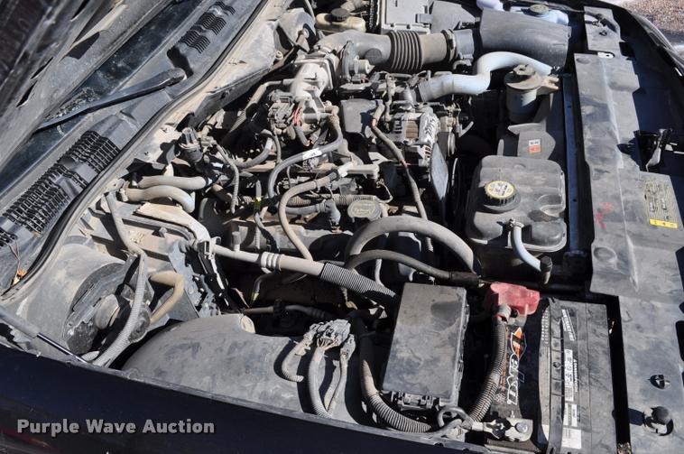 image for item L5154 2007 Ford Crown Victoria Police Interceptor