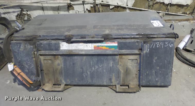 image for item L7242 2007 Bobcat skid steer sweeper