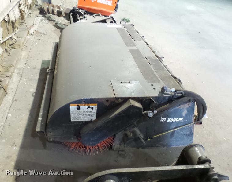 image for item L7242 2007 Bobcat skid steer sweeper