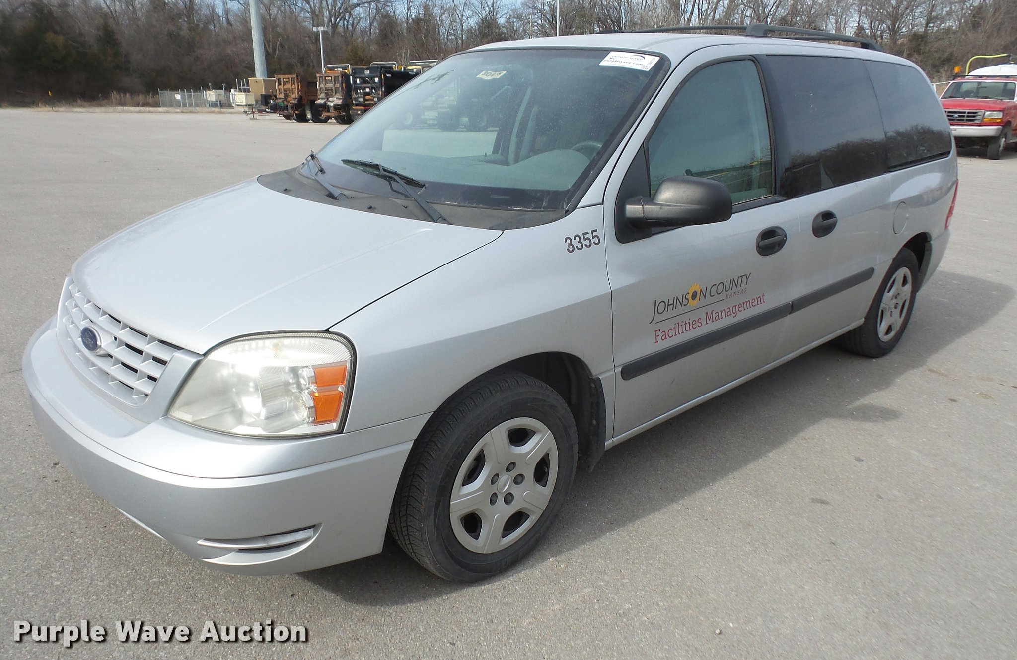 2007 Ford Freestar van in Olathe, KS Item DB0734 sold Purple Wave
