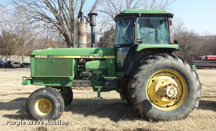 image for item BI9141 1983 John Deere 4850 tractor