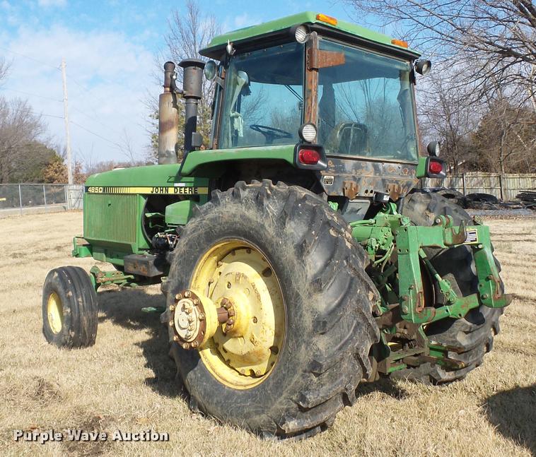 image for item BI9141 1983 John Deere 4850 tractor
