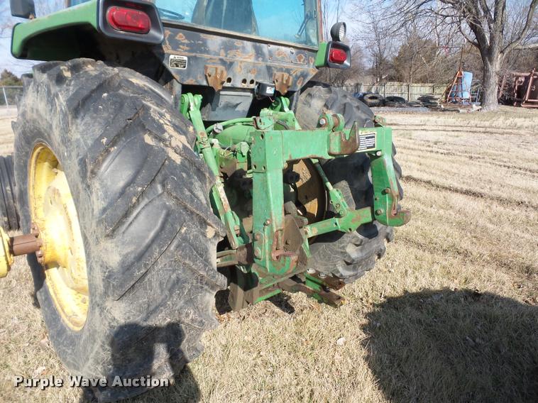 image for item BI9141 1983 John Deere 4850 tractor