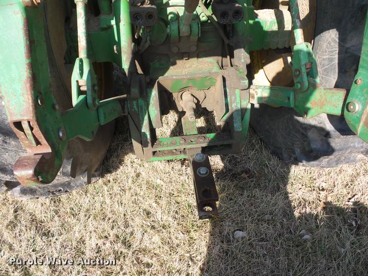 image for item BI9141 1983 John Deere 4850 tractor