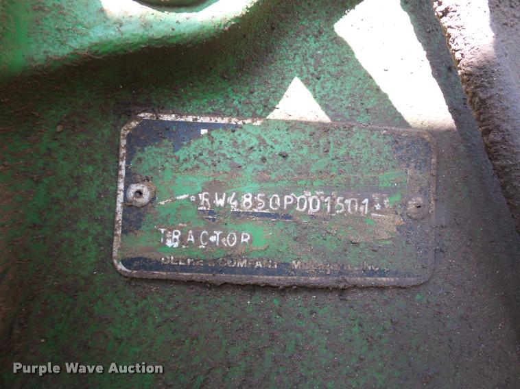 image for item BI9141 1983 John Deere 4850 tractor