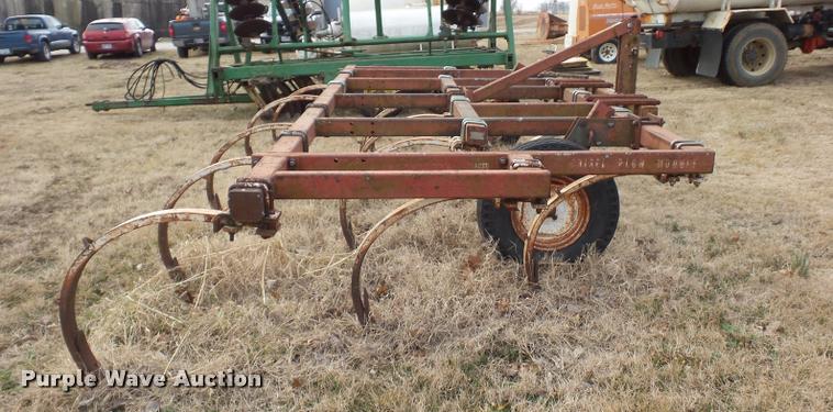image for item BI9151 Chisel plow