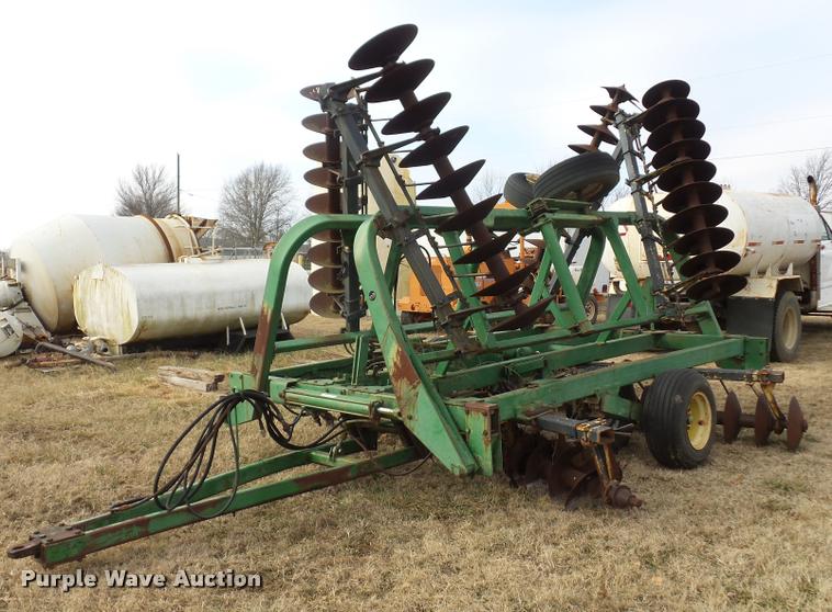 image for item BI9152 John Deere 230 disk