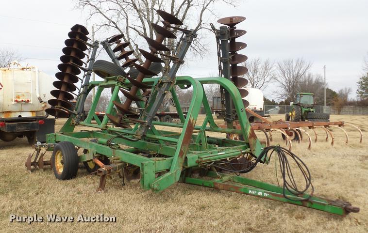 image for item BI9152 John Deere 230 disk