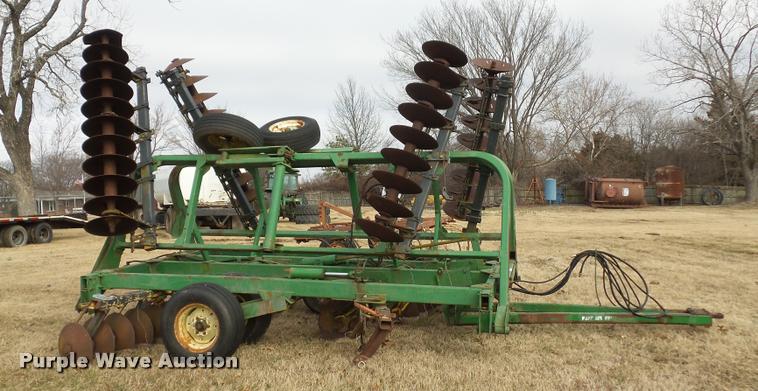 image for item BI9152 John Deere 230 disk